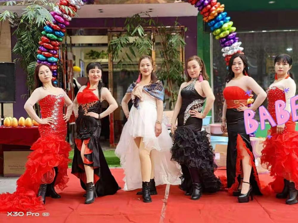 贺傲雪棋推脂美体内衣开业大吉(图4)